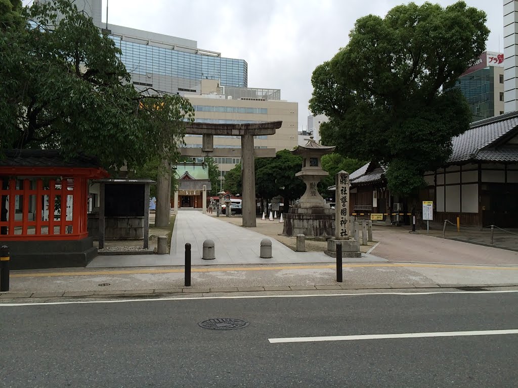 縣社 警固神社 by Toshiaki Sakumoto