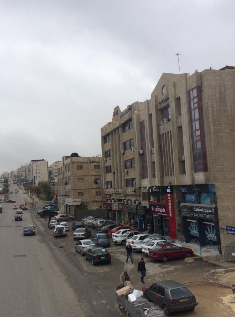 Al Tla'a Al Sharqi, Amman, Jordan by Hadi Kazu