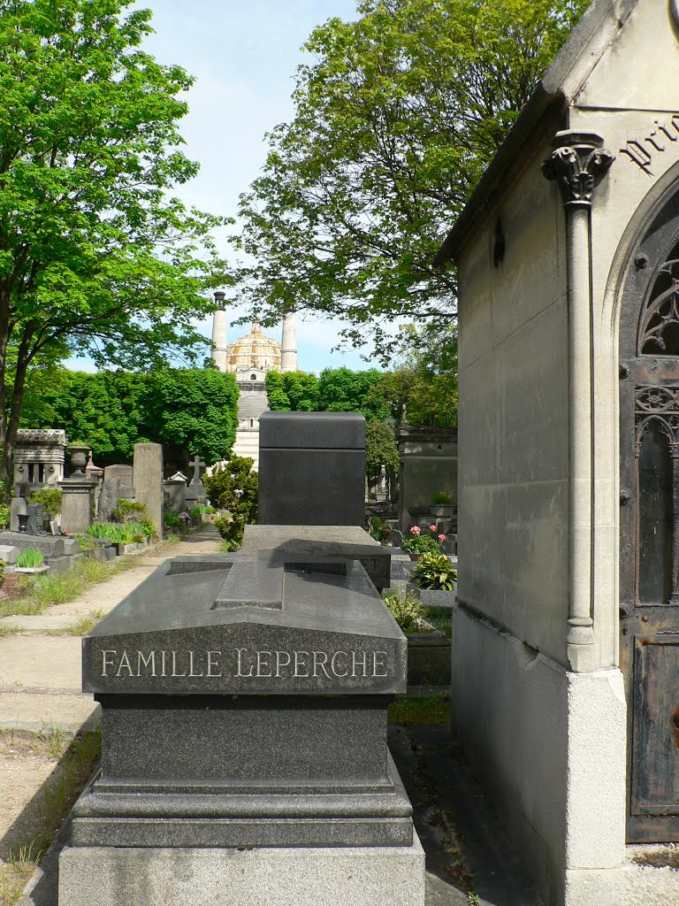 Crématorium-columbarium du Père-Lachaise by Yanetta