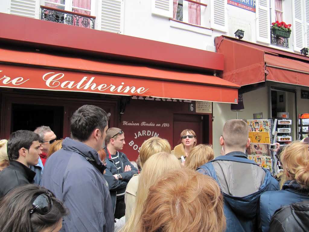 Montmartre, Paris by Vlad Shtelts (Stelz)