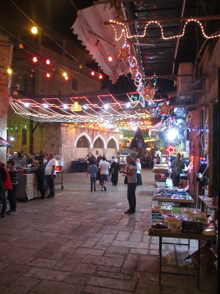 Bab al-Wad, Ramadán en Jerusalén 2015, Israel by Jaim Uruna