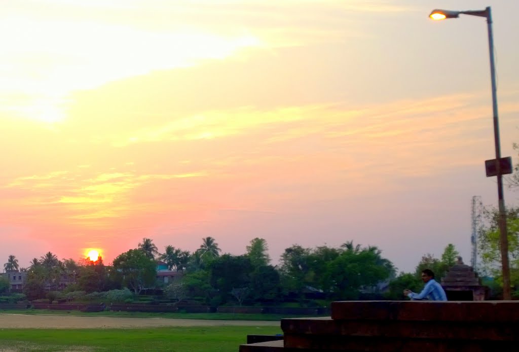 Sunset,Uttameswar Temple & Pond,Old Town, Bhubaneshwar, Odisha, India by Kamalakar Anthati