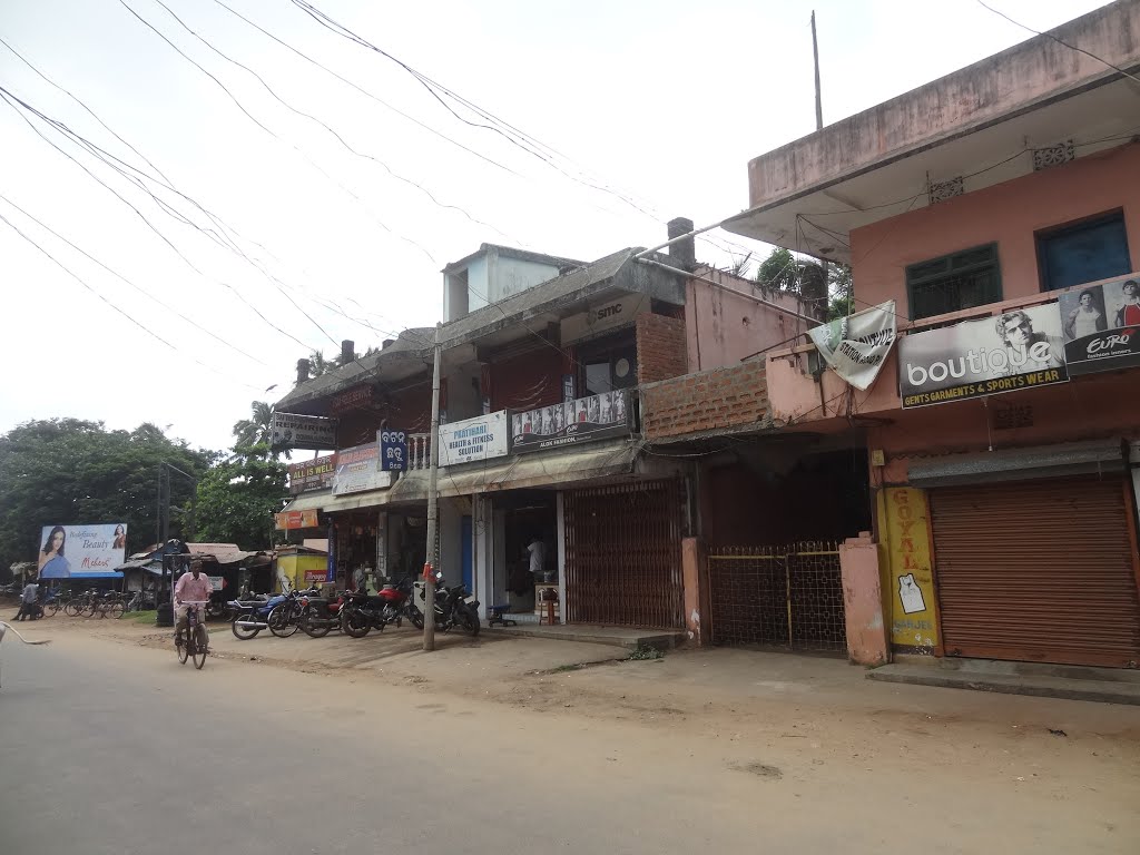 Station Road, Puri, Odisha by sban1998