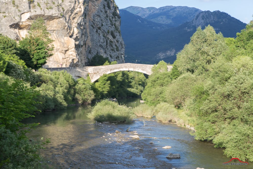 04120 Castellane, France by vanderweyen.didier