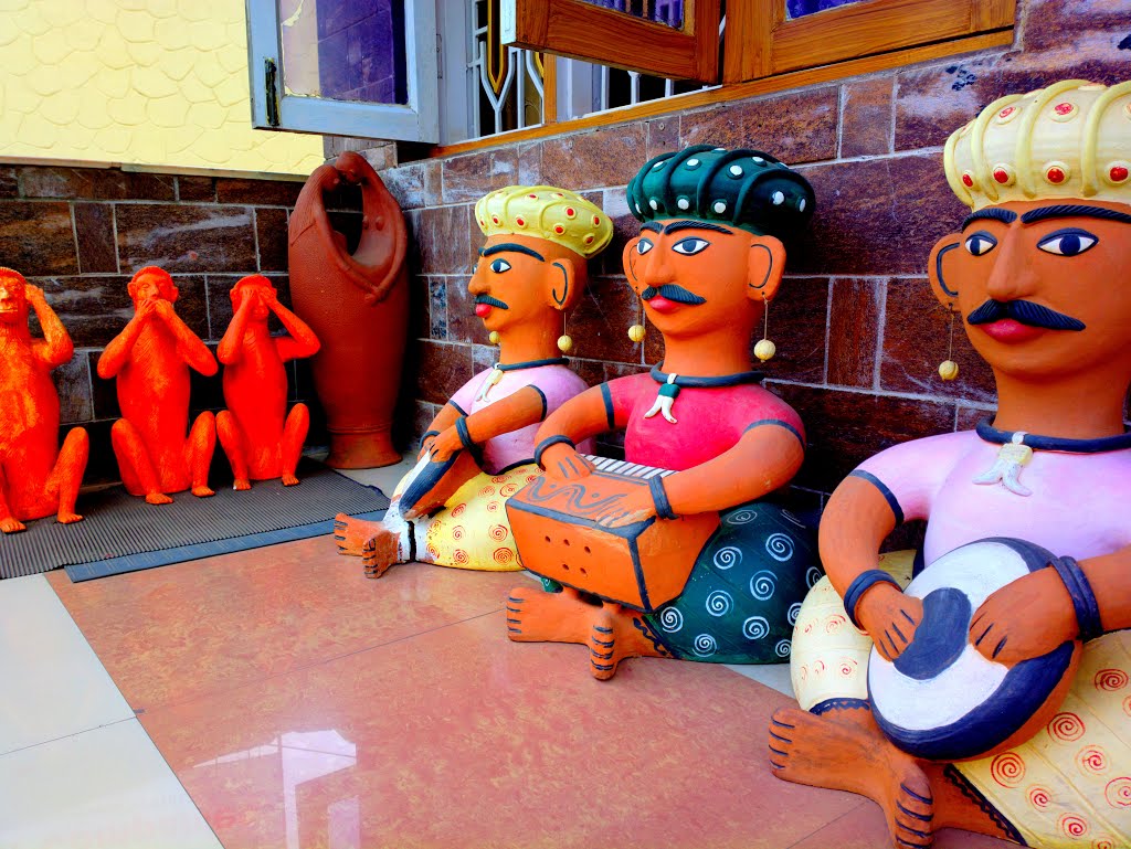 Musicians ready ,Gouri Nagar, Old Town, Bhubaneshwar, Odisha 751002, India by Kamalakar Anthati