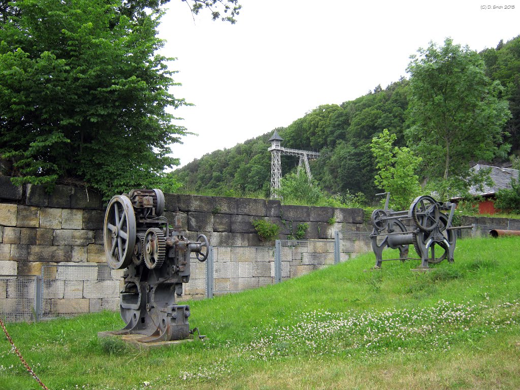 Bad Schandau - Personenaufzug by Detlef Stich