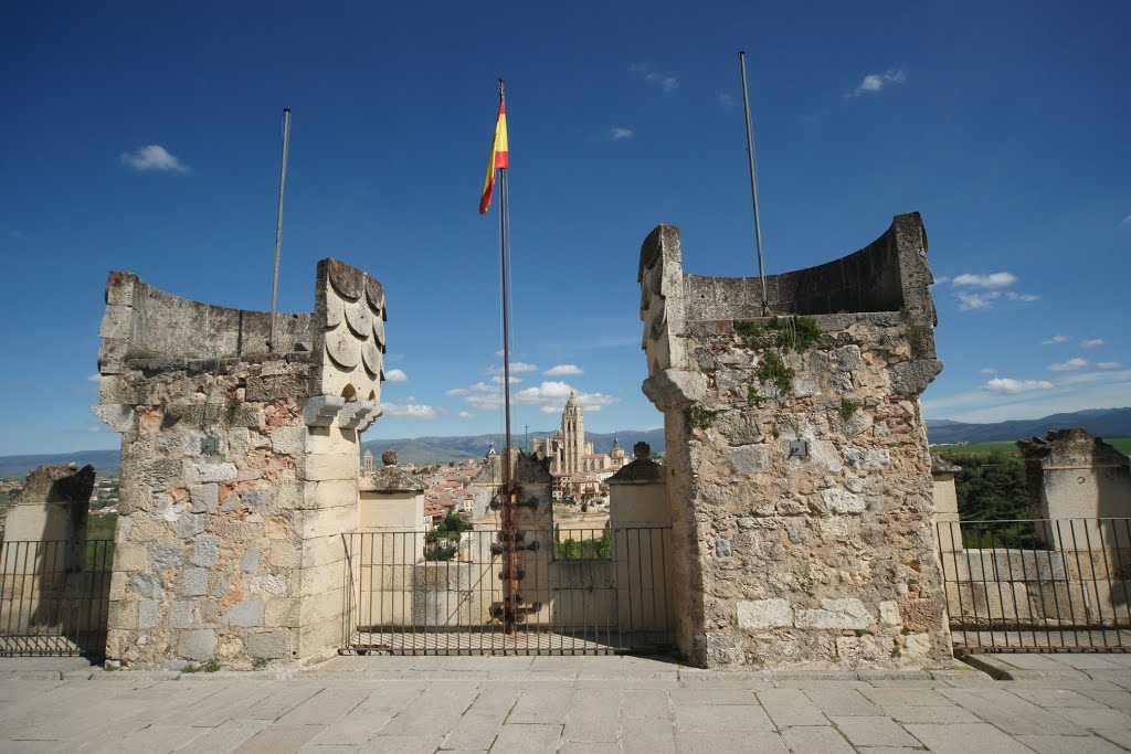 On The Roof Of The Alcazar by njellis