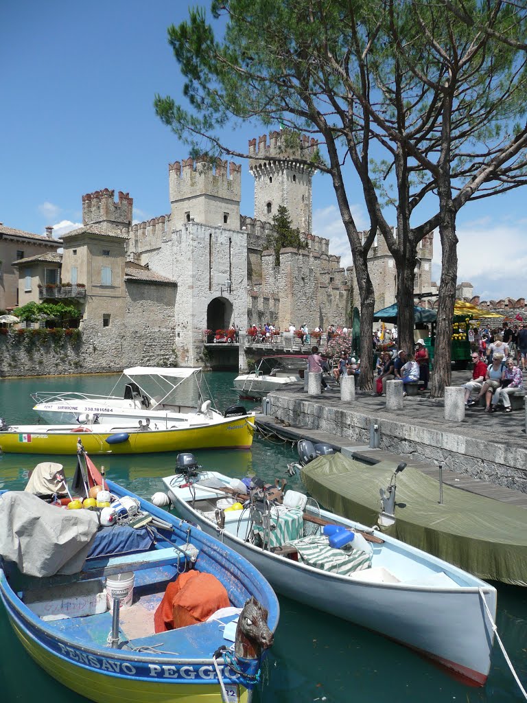 Sirmione by Rubén Cabrejas Pina