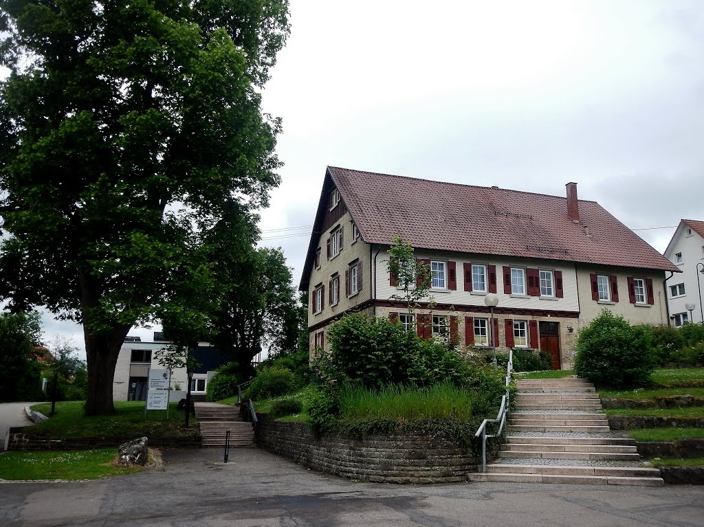 Katholische Kirchengemeinde in Engstingen by qwesy qwesy