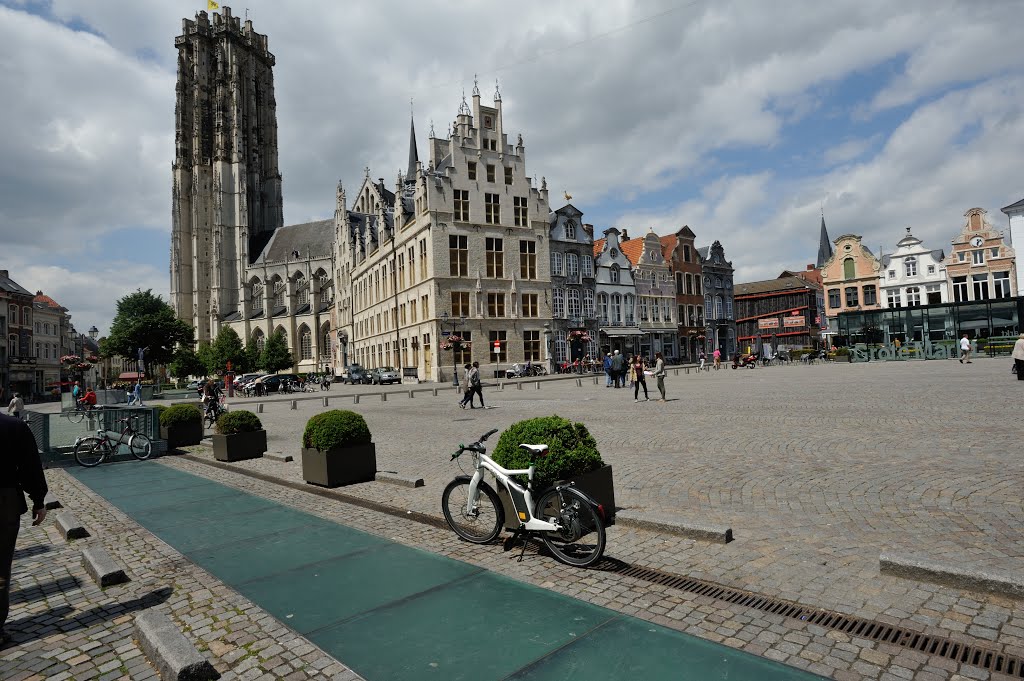 Mechelen, Belgium by Opa Achiel