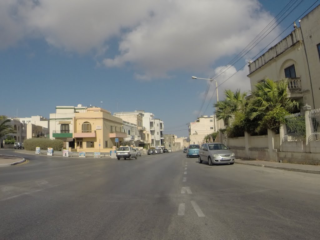 Simcoe Triq Il-Pitkali, Ħ'Attard, Malta by Alan C. Bonnici