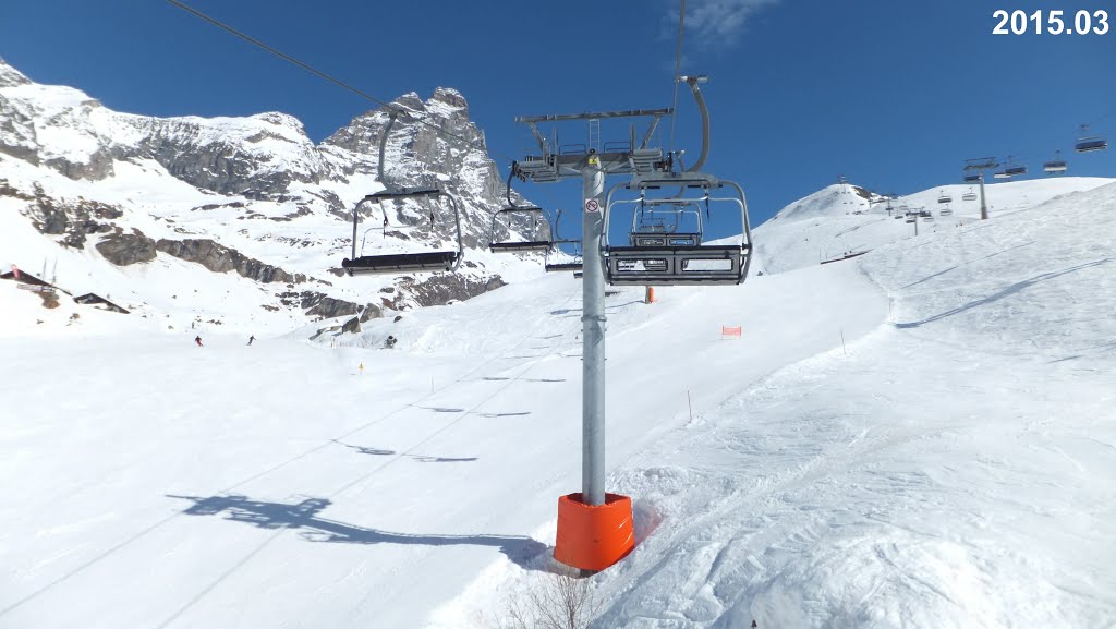 Line of Cervinia Lift "H" by Irmantas Kanapeckas