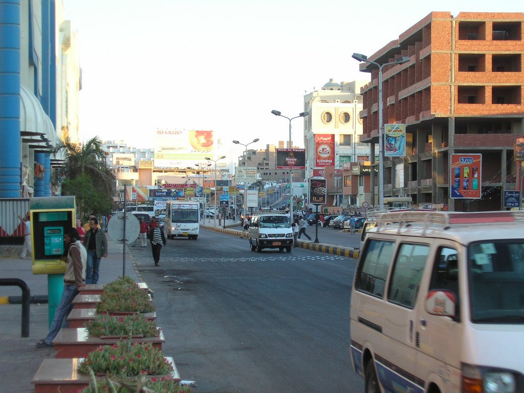 Hurghada, Al Fondok road by Armuotas