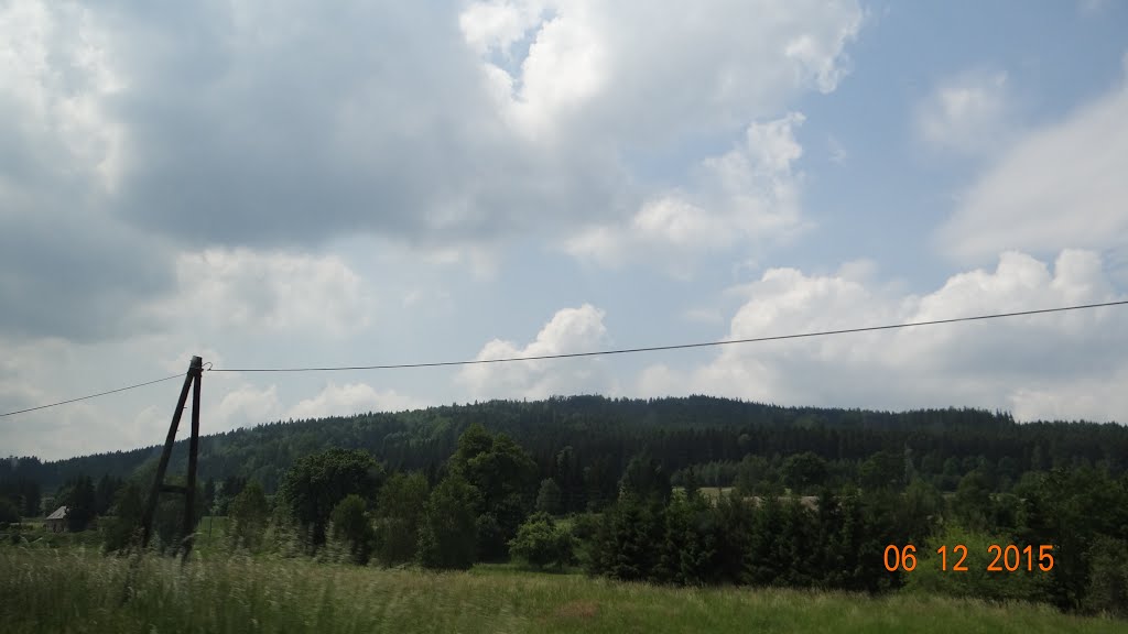 Marciszów (do 1945 r. niem. Merzdorf im Riesengebirge) – wieś w Polsce, położona nad Bobrem, w województwie dolnośląskim, w powiecie kamiennogórskim by Andrzej Wacławek