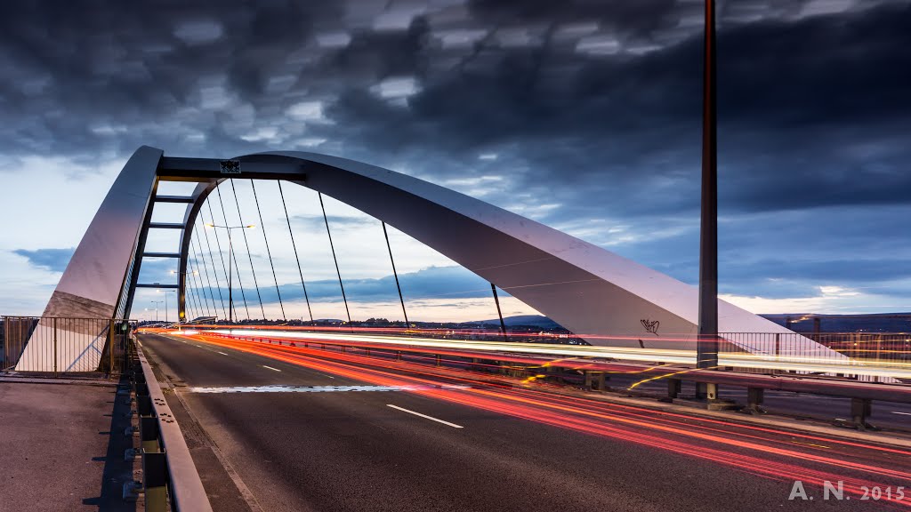 Newport City Bridge by Alan Newman