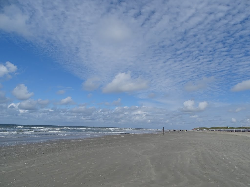 Am Nordstrand 2A, 26548 Norderney, Germany by Foto Fitti