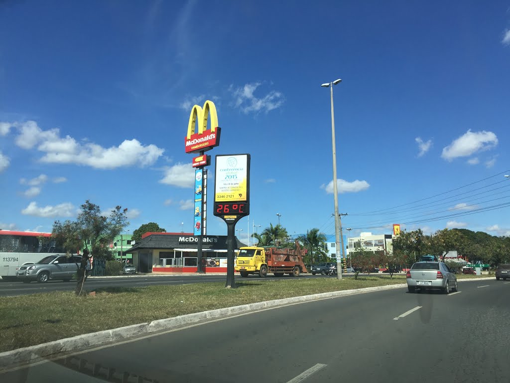 Passeando pelo Guará, Brasília - DF, Brasil by Dedé de Zé Luca