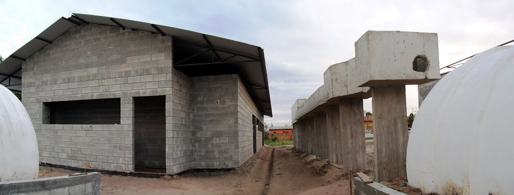 OBRAS DA ESTAÇÃO DE TRATAMENTO DE ESGOTO DO SAMAE NO PARQUE ALVORADA - 22-07-2012 by AURÉLIO AGUIAR PUPO