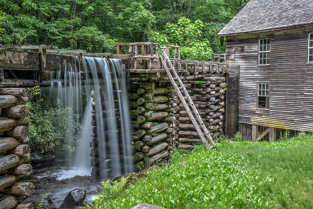 15-19-120: mingus mill by David Dugan