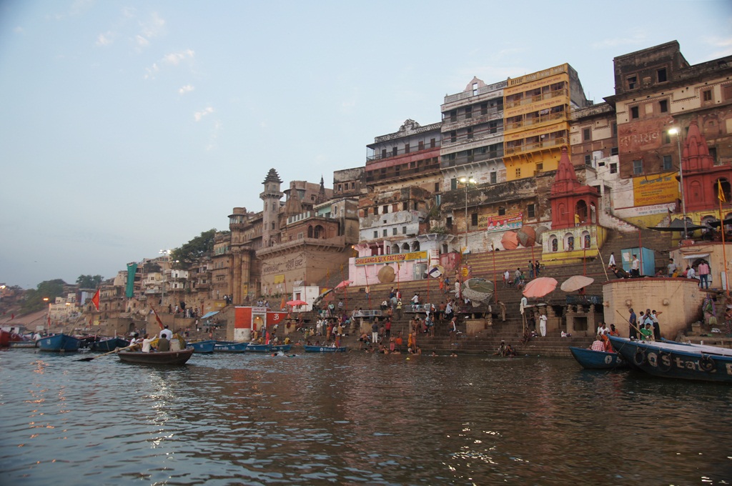 Katesar, Varanasi, Uttar Pradesh, India by Hoang Viet Quan