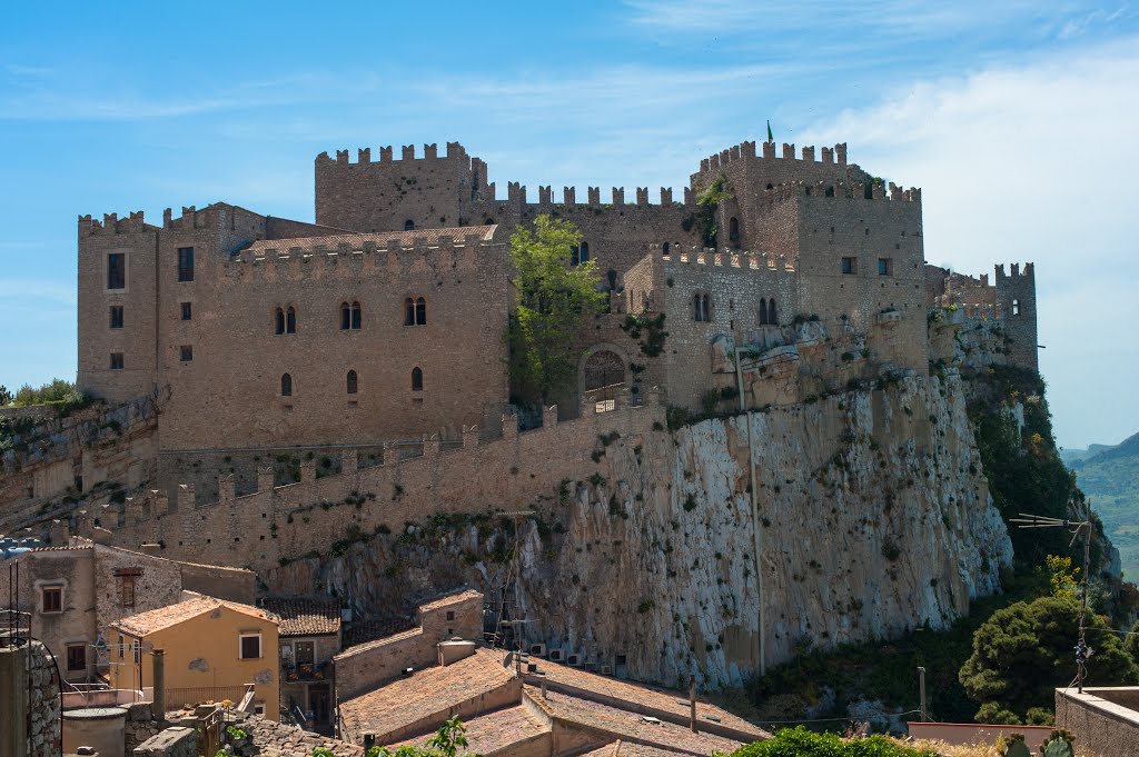 Castello di Caccamo by Oliver Grebenstein