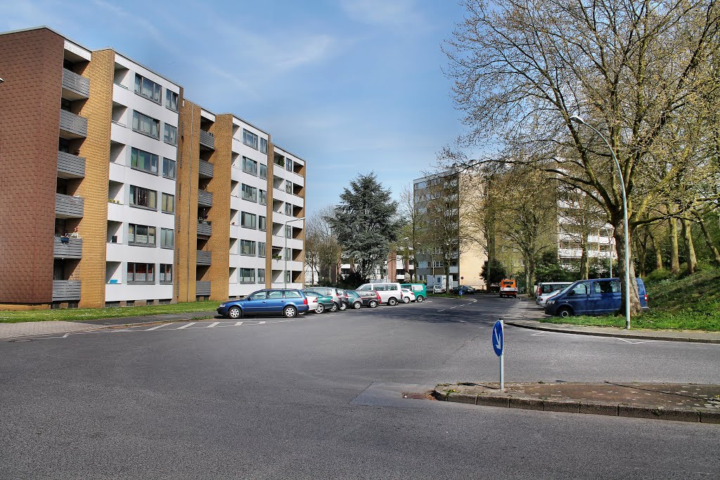 Ottostr. (Duisburg-Hochheide) / 19.04.2015 by Daniil Bartholomae