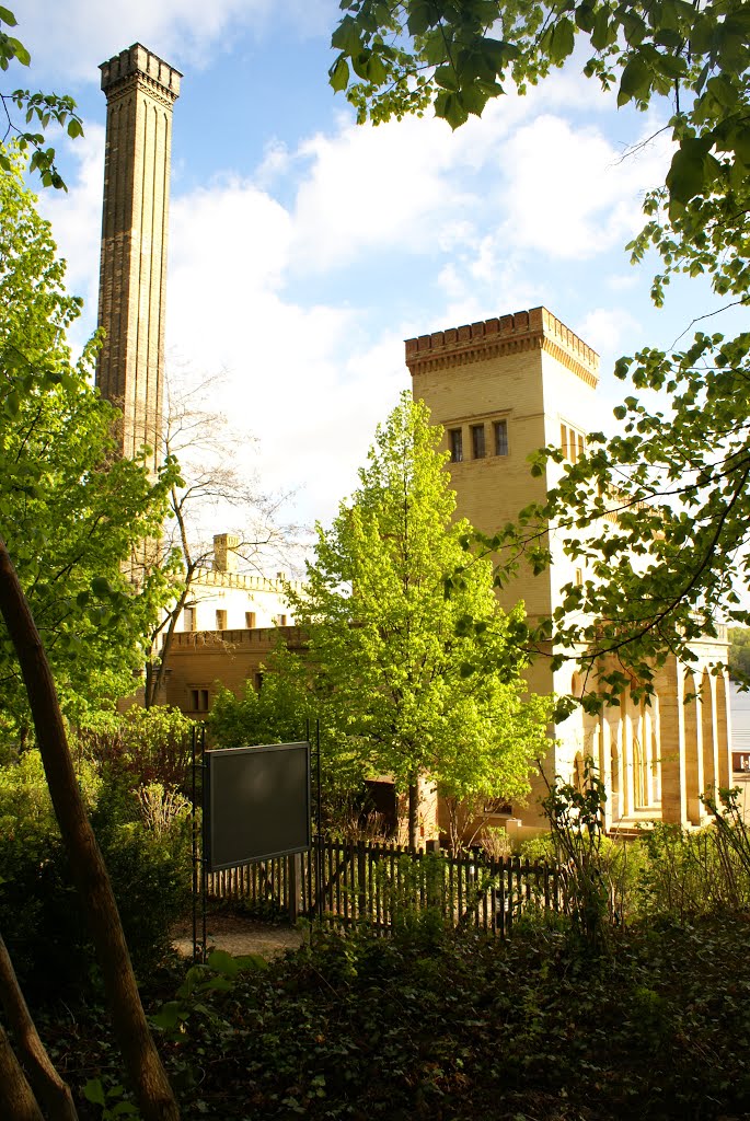 Potsdam, Meierei im Neuen Garten by Altmeister