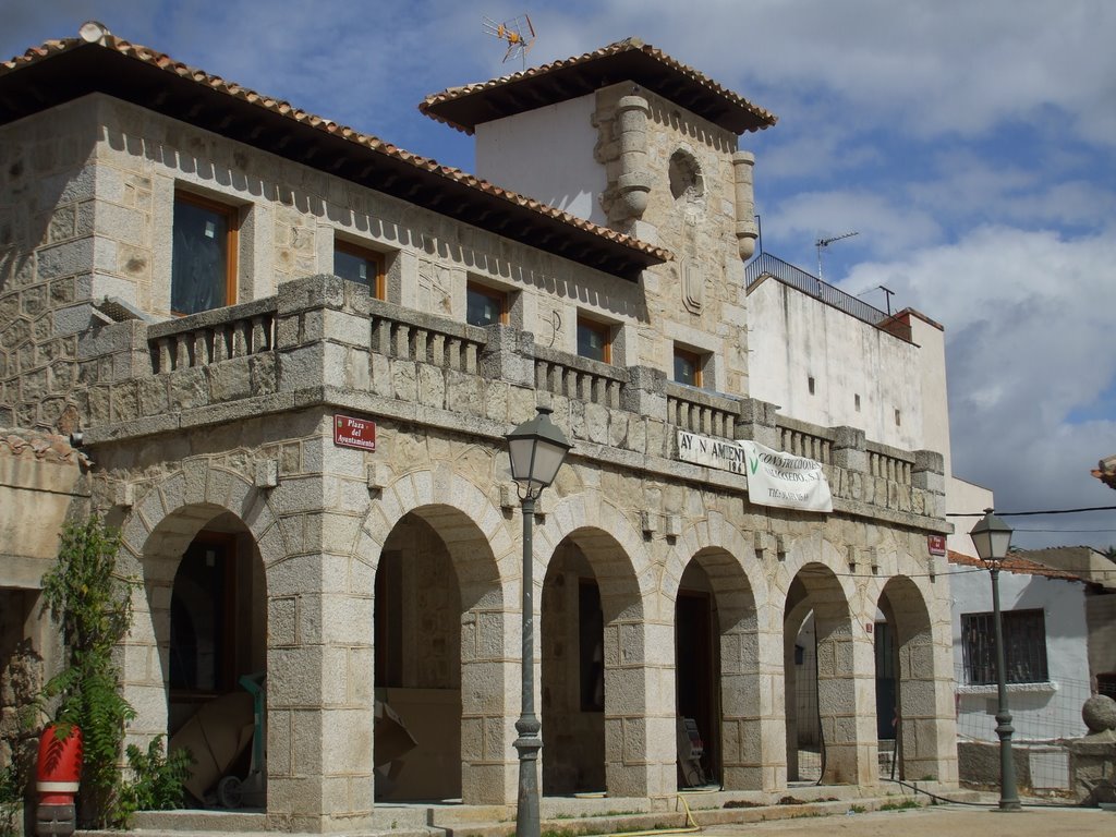 Ayuntamiento de Cabanillas de la Sierra by Javitx