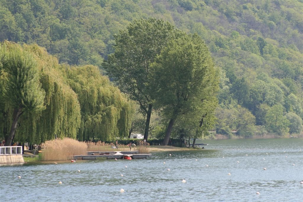 Mergozzo Lake by daxdeluxe