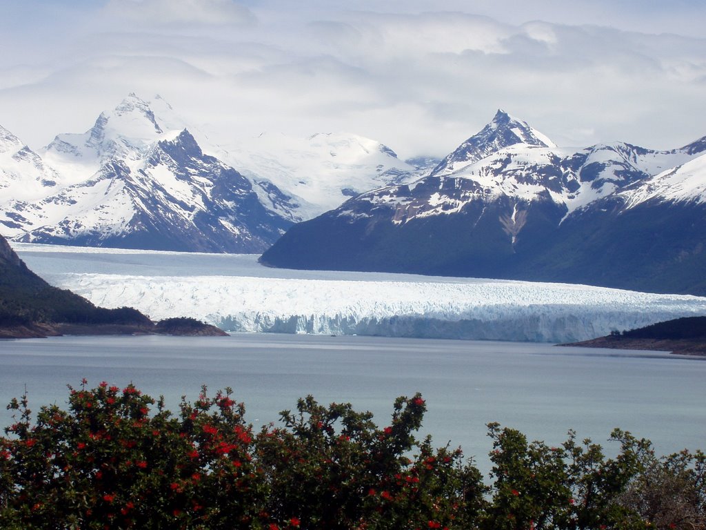 Perito Moreno Cara Sur by Juan Carlos Cabañas