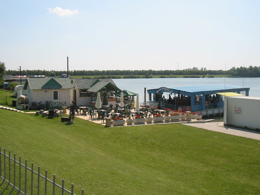 Abádszalók, Tisza-tó by Viktória Varga