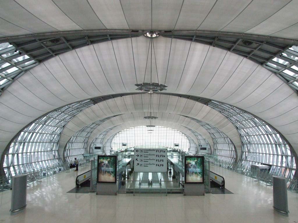 Suvarnabhumi Airport by chericwang