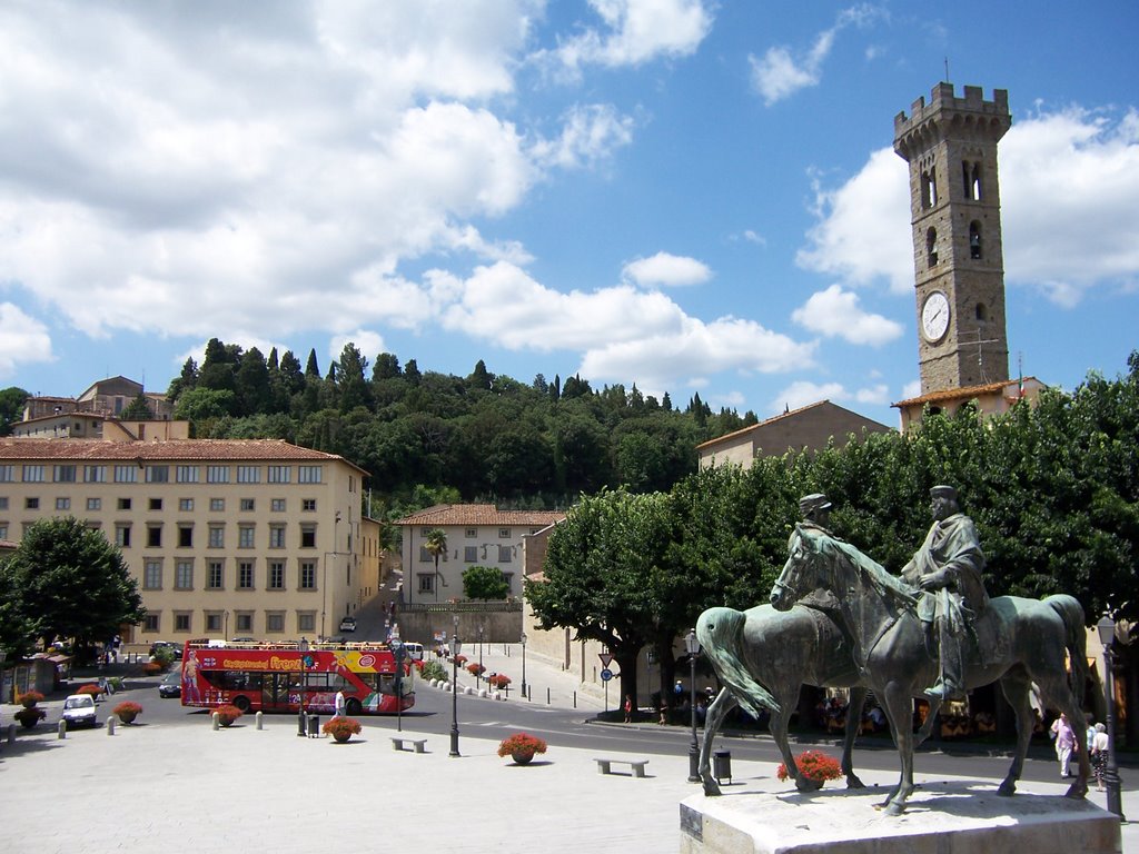 Fiesole (Piazza Mino) by Yvette