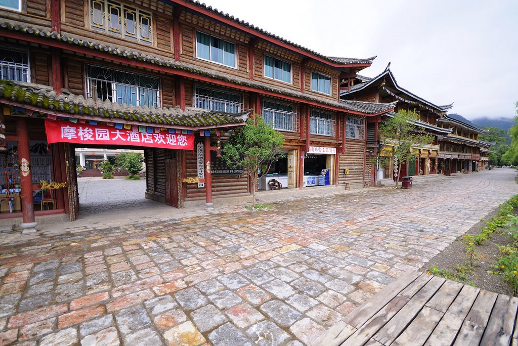 China - Yunnan - Lugu Hu - Zuosuo Guesthouses by Carl Parker