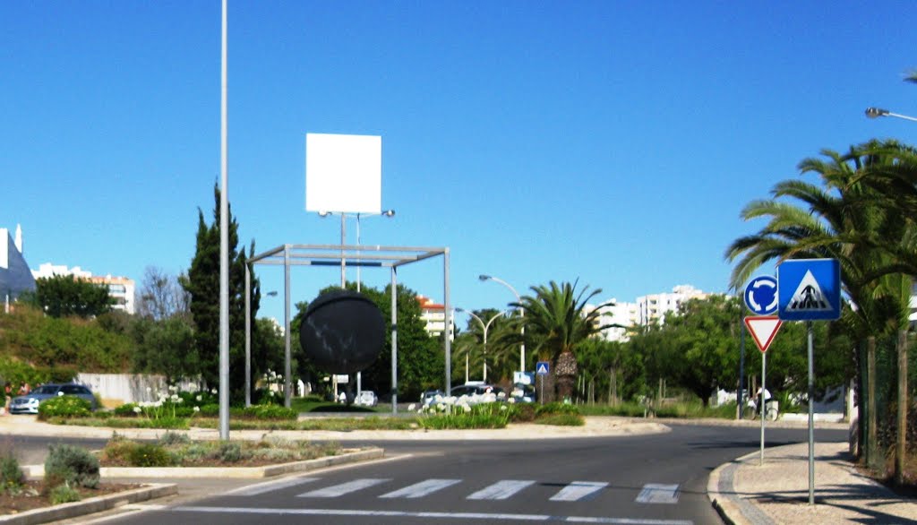 Lagos, Portugal by A Almeida