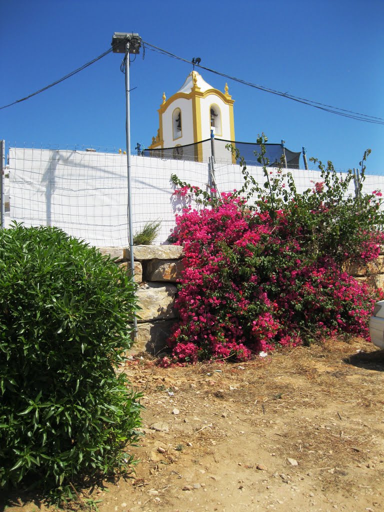 Praia da Luz, Lagos, Portugal by A Almeida