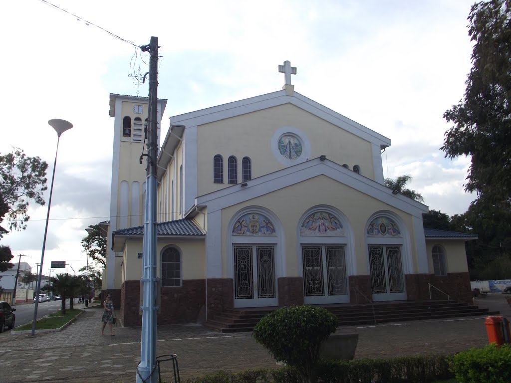 Paróquia Nossa Senhora Aparecida Itapetininga by vichv