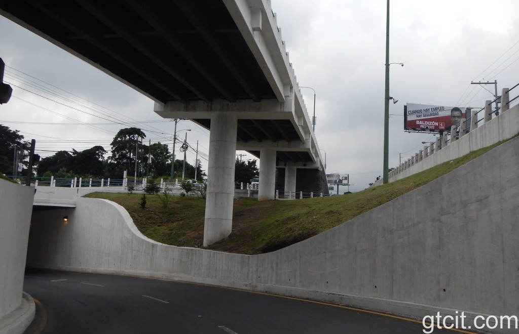 Lo de Coy, Guatemala City, Guatemala by Revista Guatemala