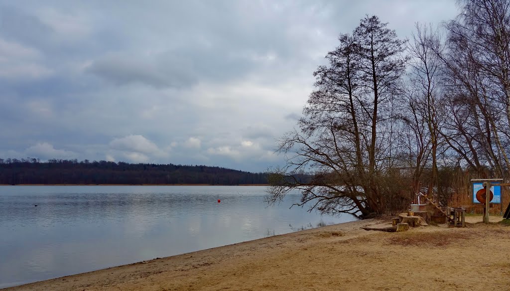 Kleiner Strand mit Spielplatz - Bad Malente-Gremsmühlen by Rit@