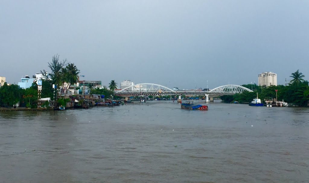 Cau Tan thuan nhin tu Song Saigon , vn by trungydang