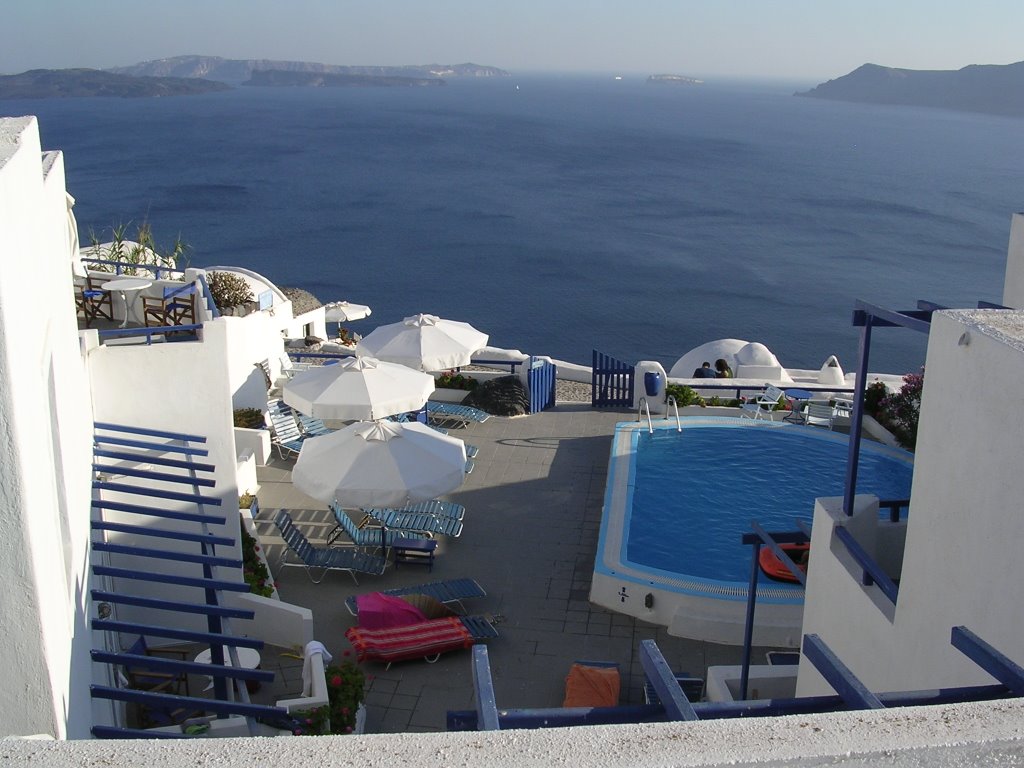 Olympic Villas Oia-Santorini Tel: +30 22860 71495 by p-vamva