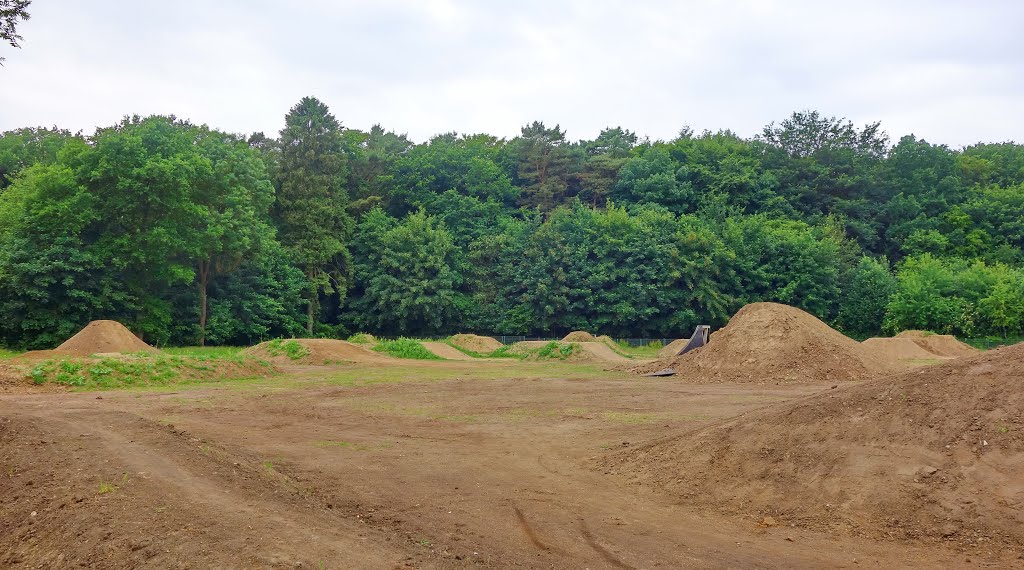 Ready to go - Dirtbike circuit in Bad Schwartau by Rit@