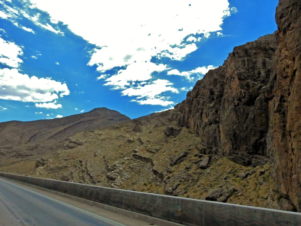 Arizona.Littlefield.Virgin River Gorge by sunmaya