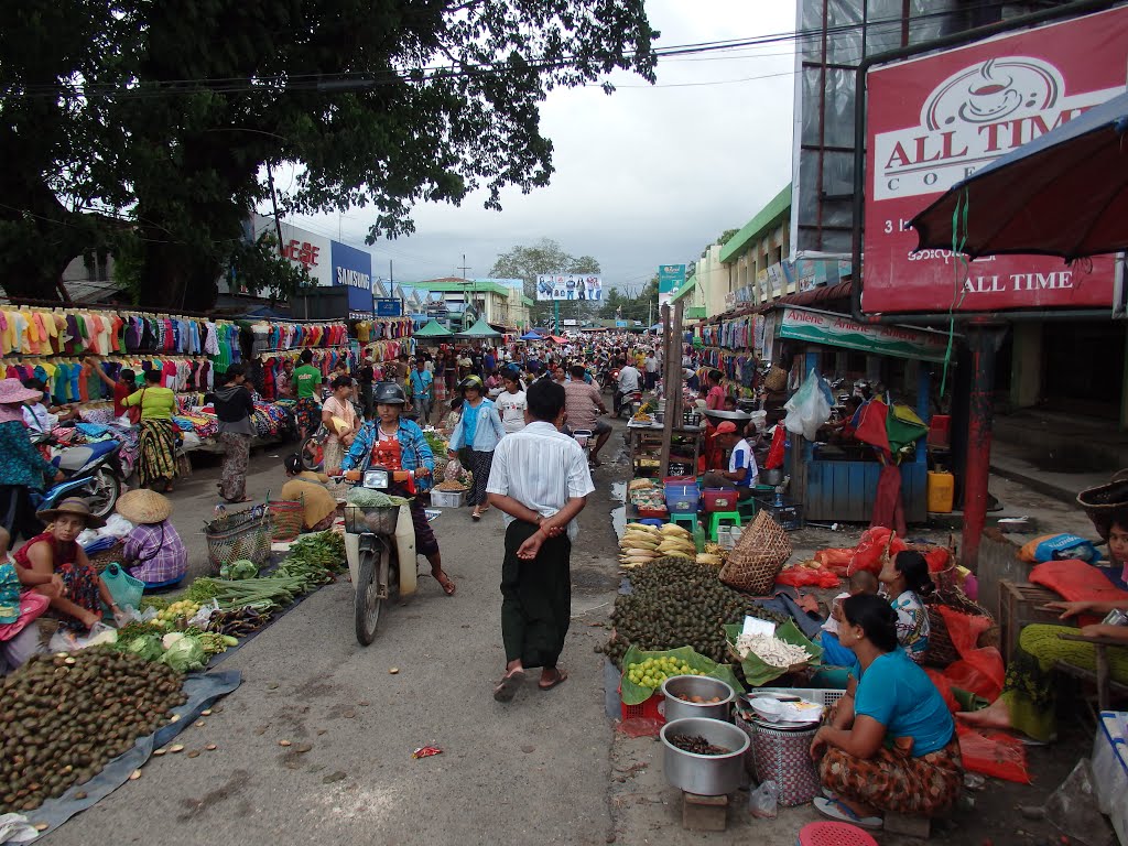 Sreet market by mohigan