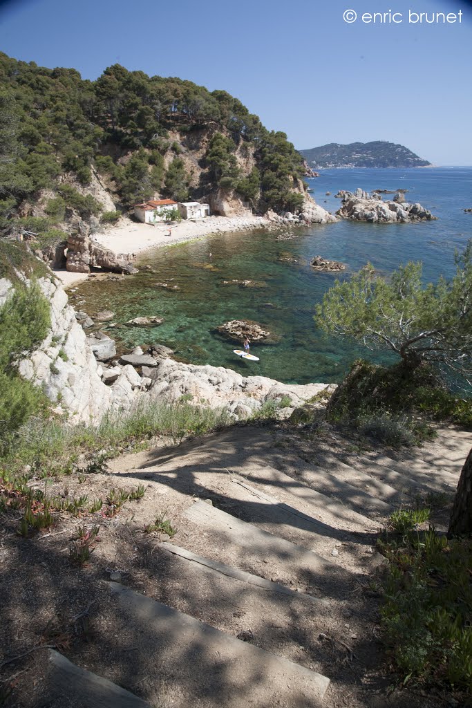 Camí de ronda a la cala del Crit by enric brunet