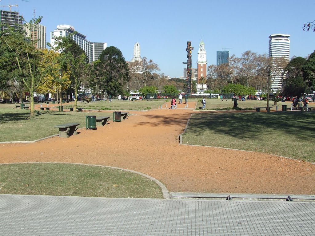 Plaza Canadá - 23/06/2015 by Przemek Kanadys