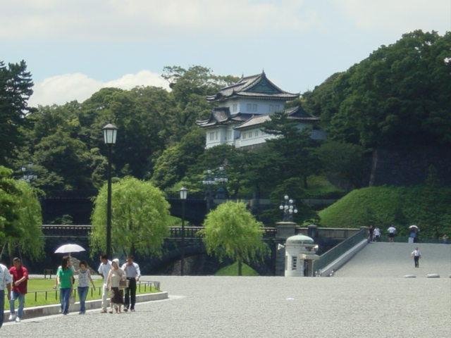 皇居　二重橋　　（Kokyo Nijubashi） by Yoshika Jpn