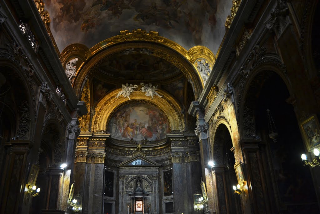 Navata della chiesa di San Silvestro in Capite by Geo S