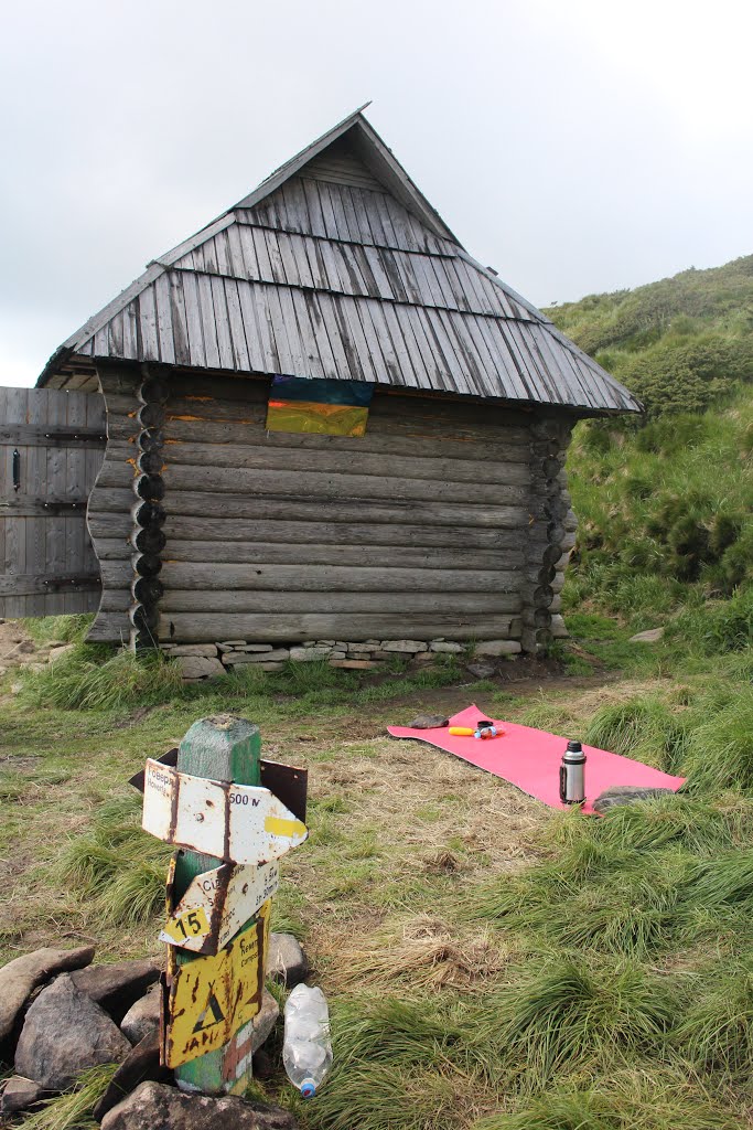 Rakhivs'kyi district, Zakarpats'ka oblast, Ukraine by Ukrstringer