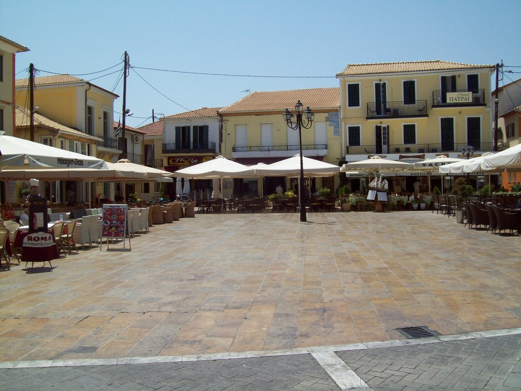 Central square of Lefkas by n.Kouvel